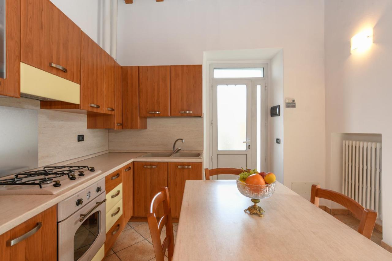 Appartamento In Piazza Moniga del Garda Экстерьер фото