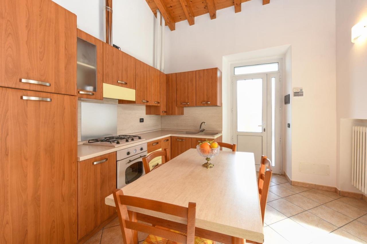 Appartamento In Piazza Moniga del Garda Экстерьер фото